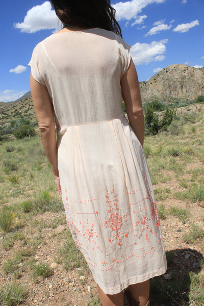 Dreamy 1920s Hand Embroidered Hungarian dress – Honeywood