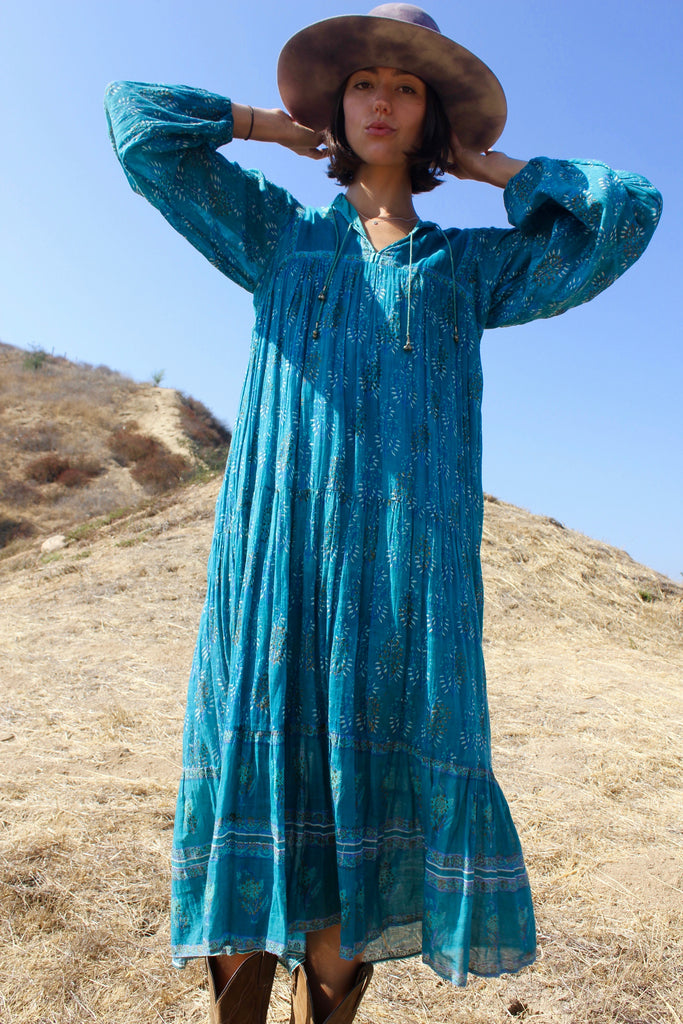 RARE "Jade Green" Vintage 1970s Indian Gauze Dress
