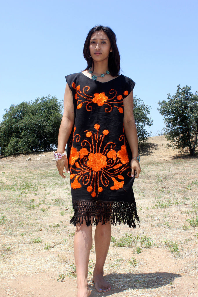 *SALE* Vintage Hand Embroidered Mexican Shawl Tunic with fringe