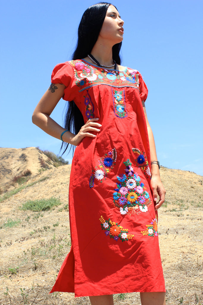 Scarlet Senorita" Vintage Hand Embroidered Mexican Dress Honeywood Scarlet Senorita" Vintage Hand Embroidered Mexican Dress Honeywood