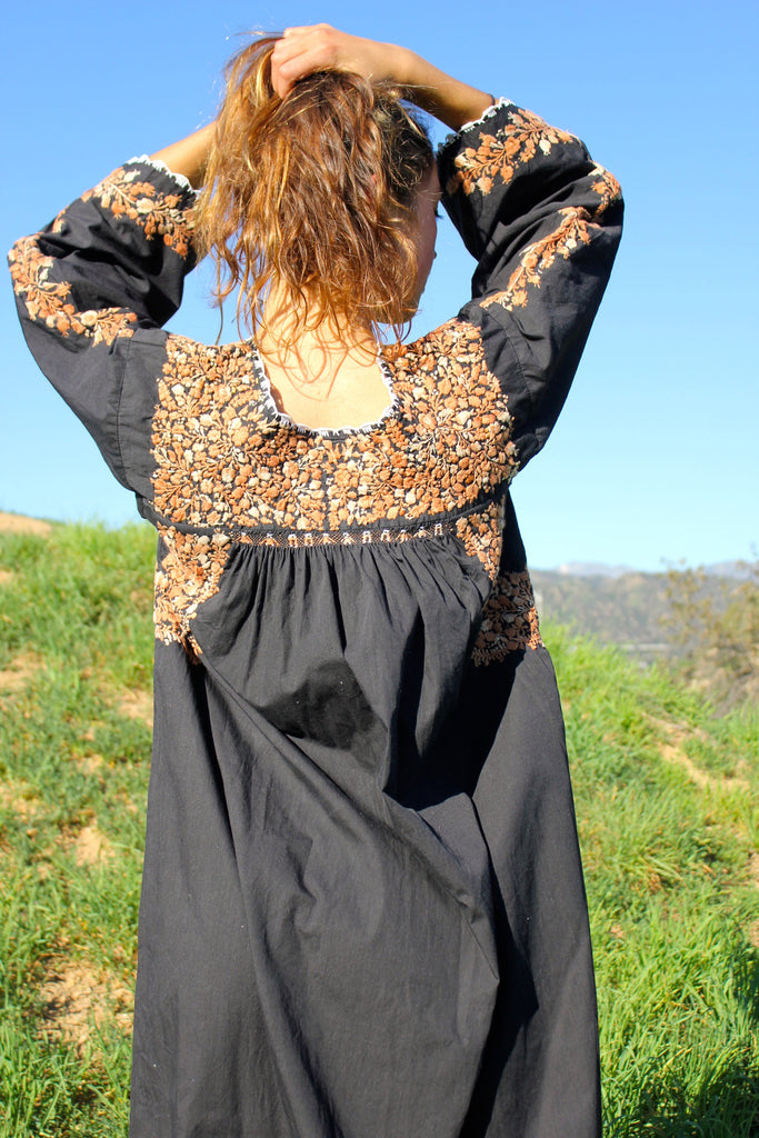 Rare and Outstanding Black and Gold Oaxacan Maxi Dress – Honeywood