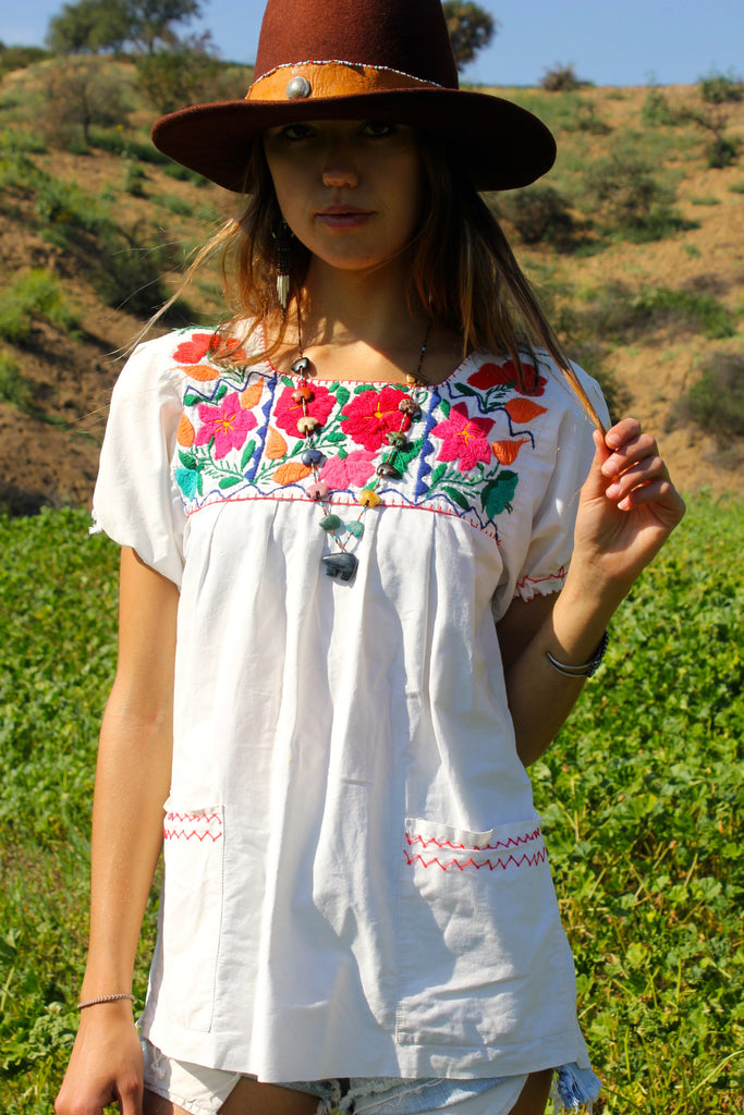 1970s Mexican Hand Embroidered Cotton Peasant Blouse