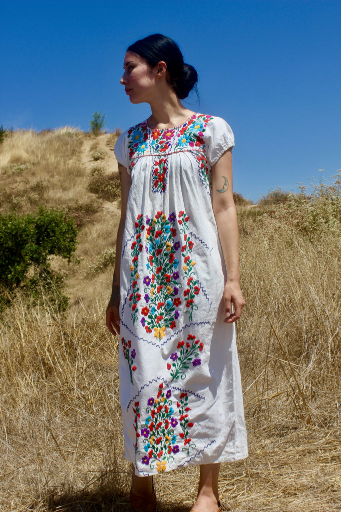 Vintage mexican embroidered dress best sale