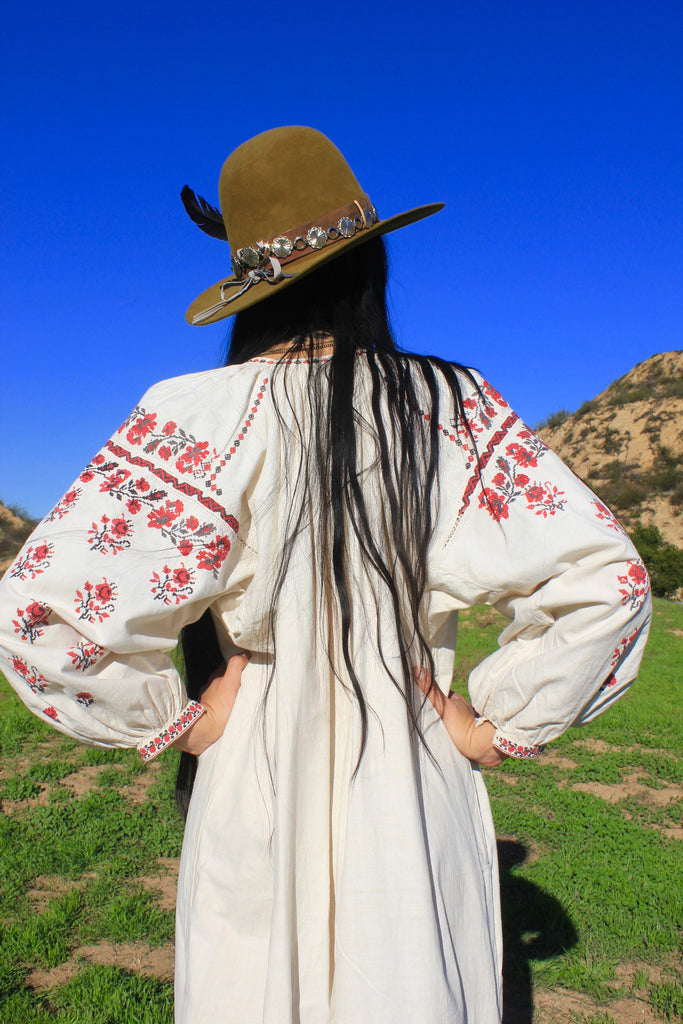 Homespun Folk" Antique Hand Embroidered Eastern European Folk Dress Honeywood Homespun Folk" Antique Hand Embroidered Eastern European Folk Dress Honeywood