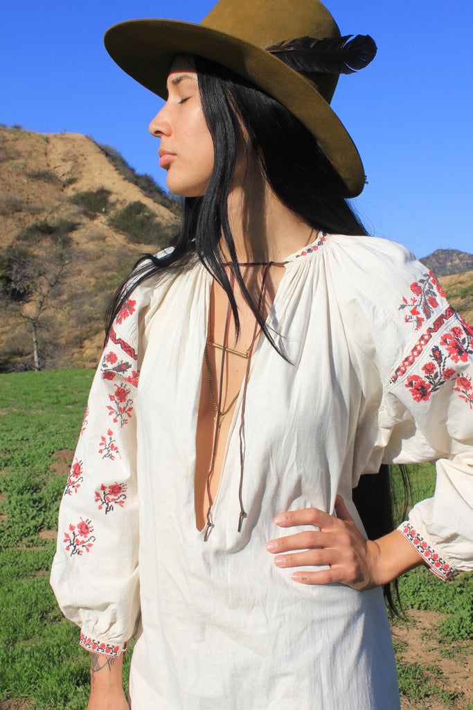 Homespun Folk" Antique Hand Embroidered Eastern European Folk Dress Honeywood Homespun Folk" Antique Hand Embroidered Eastern European Folk Dress Honeywood